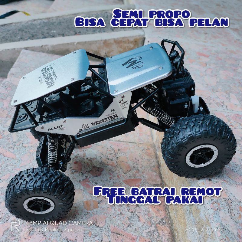 RC ROCK CRAWLER SEMI PROPO SKALA 1:16 & 1:18 4WD 2.4ghz  OFFROAD MOBIL REMOTE Alloy VERSION TERLARIS