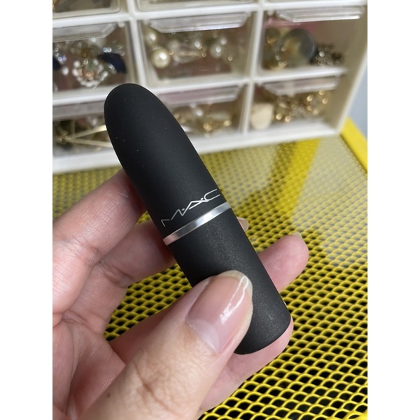 PRELOVED - Devoted to chili - mac powder kiss lipstick - like new