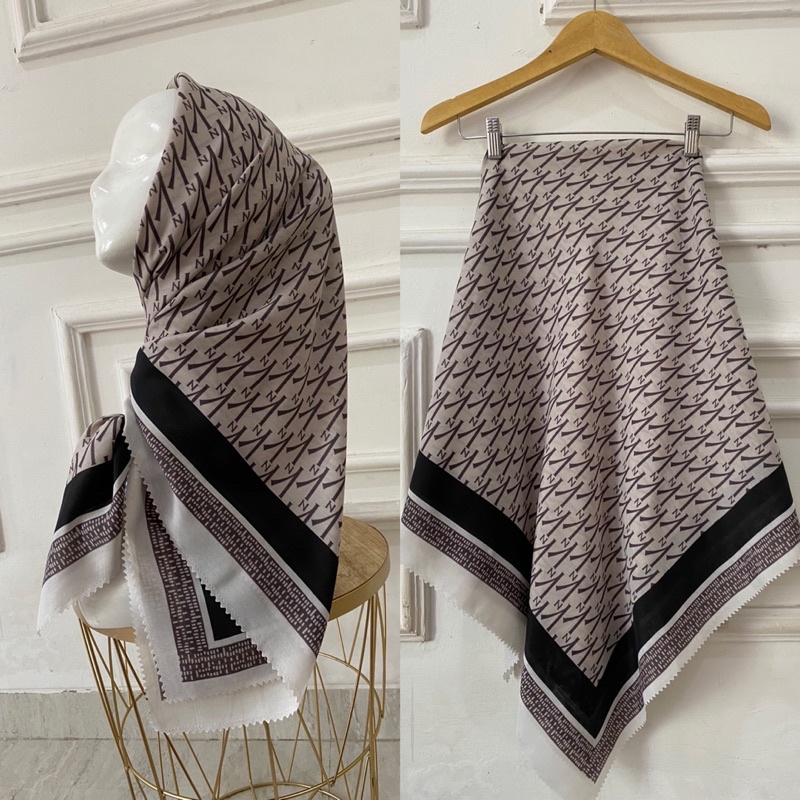 Afrahijab/ Segi Empat Voal Motif VN 188