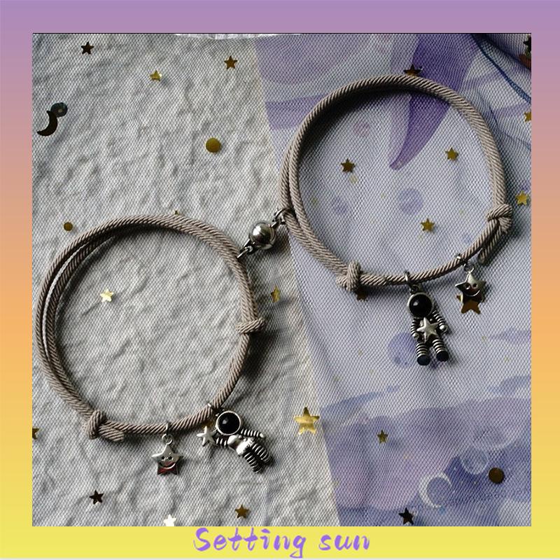 2 Buah/set Gelang Pasangan Magnet Lucu Astronot Liontin Gelang Persahabatan Hadiah Ulang Tahun TN