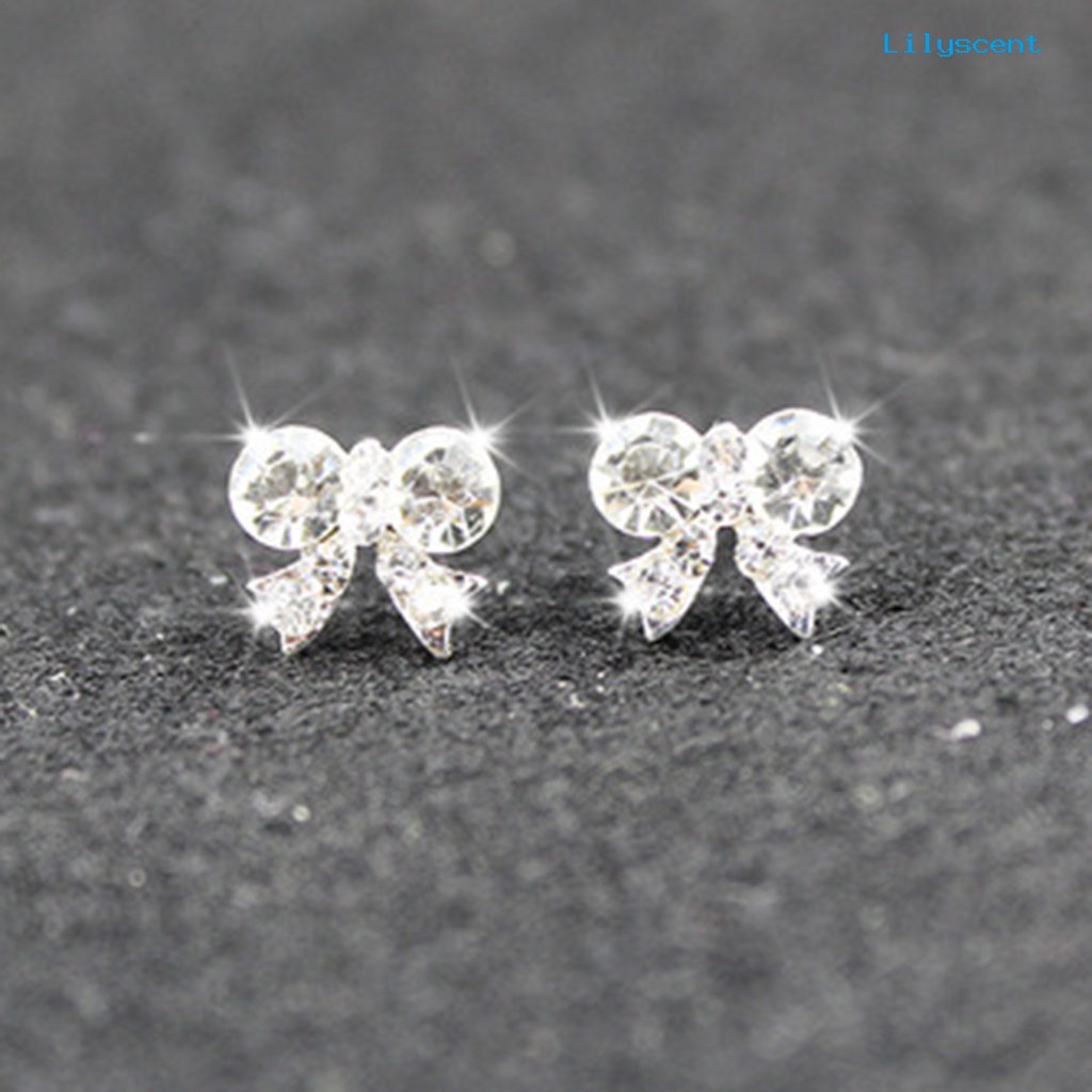 1 Pasang Anting Stud Desain Hati Pita Kelinci Cherry Aksen Mutiara Imitasi Bahan Cubic Zirconia Gaya Korea