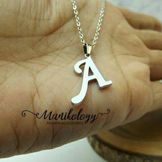 Free Kotak Kado Kalung Titanium Liontin Huruf Inisial Alphabet A Awet Selamanya
