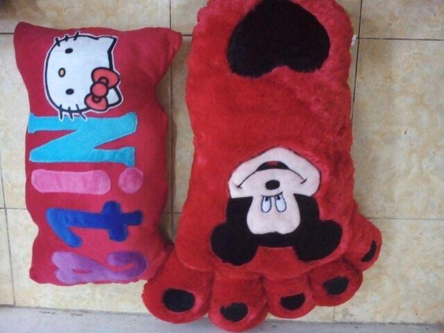 Bantal Kaki Karakter