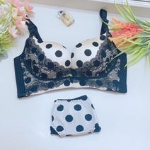 Bra Set (K-BS67) Seamless Polkadot set bra dengan Panty