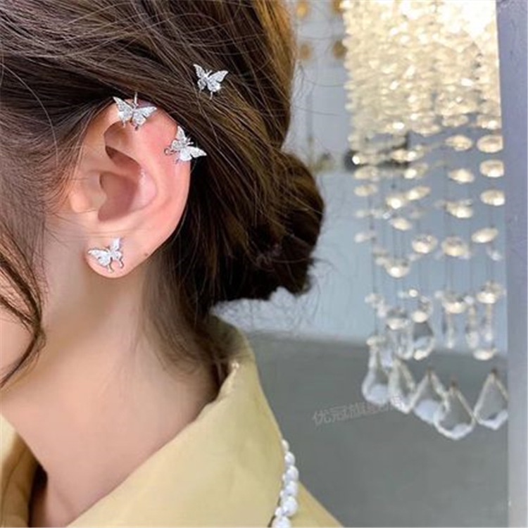 Anting Tusuk Silver Model Kupu-Kupu Kecil Untuk Wanita | Anting Klip Tanpa Tindik Untuk Tulang Telinga | Aksesoris Rambut Untuk Wanita | Anting Bahan Stainless Steel | Kotak Hadiah Untuk Hadiah