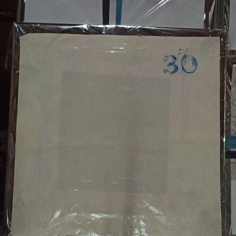 

ALAS KUE KOTAK 30X30CM (12 KEPING)