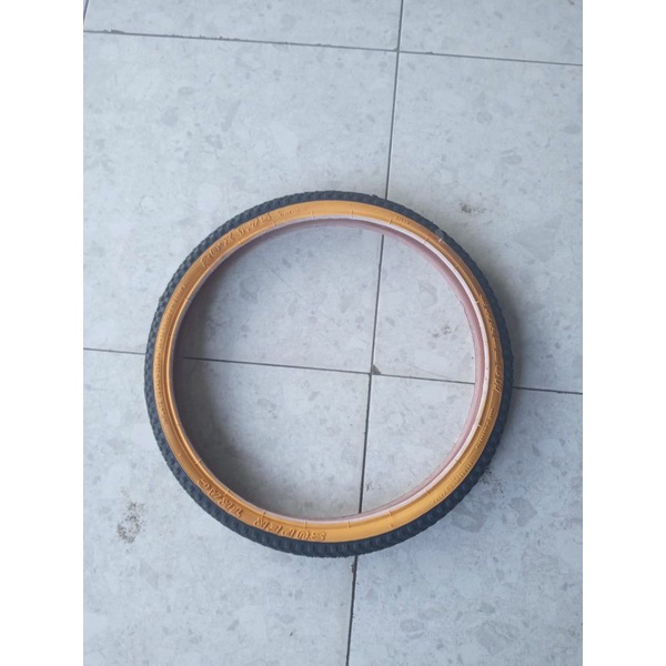 Ban Luar swallow 20x1.75 20*1.75