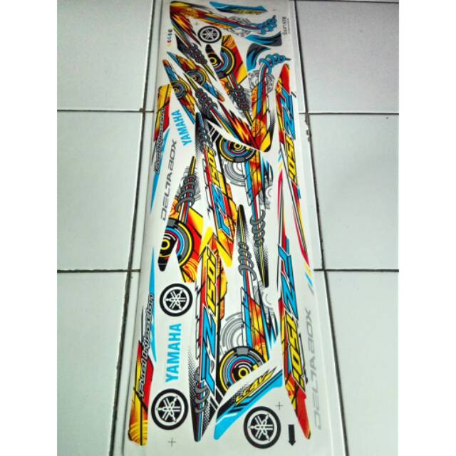 Striping sticker variasi yamaha vixion old fz 150 motif transparan biru kuning