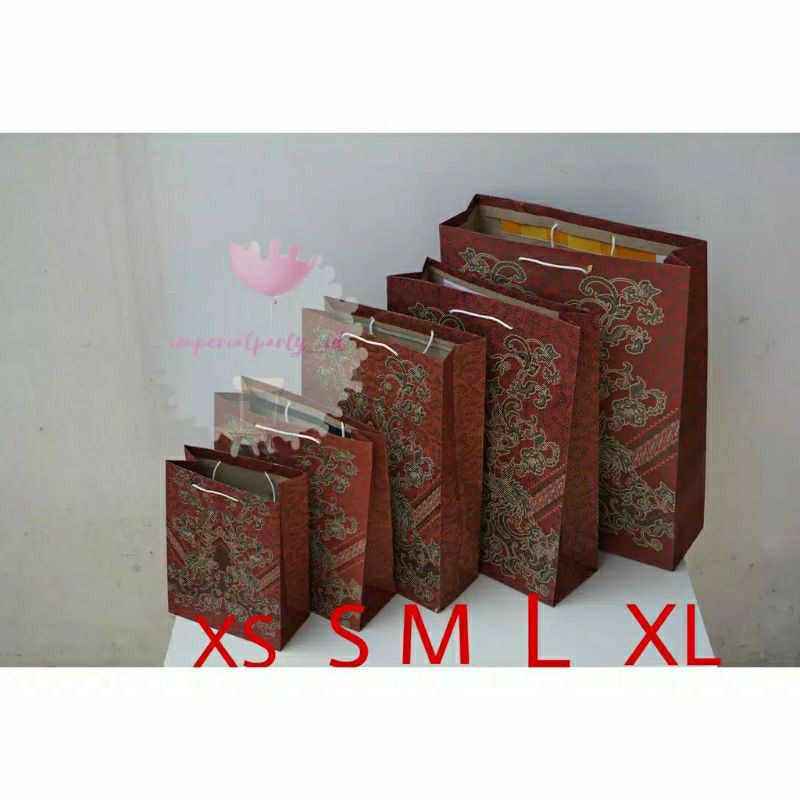 

Paperbag batik ukuran L / Folio 1 Pack / 12Pcs