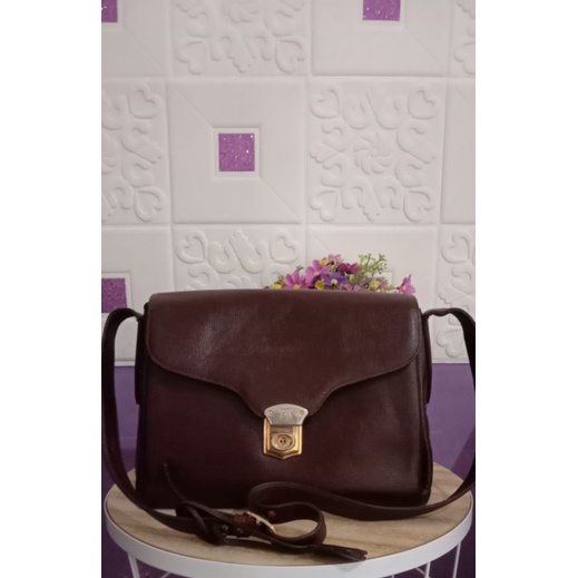 tas sling brand louis quartorze preloved