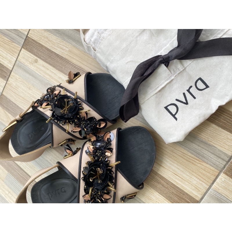 preloved pvra cavvami nude black signature