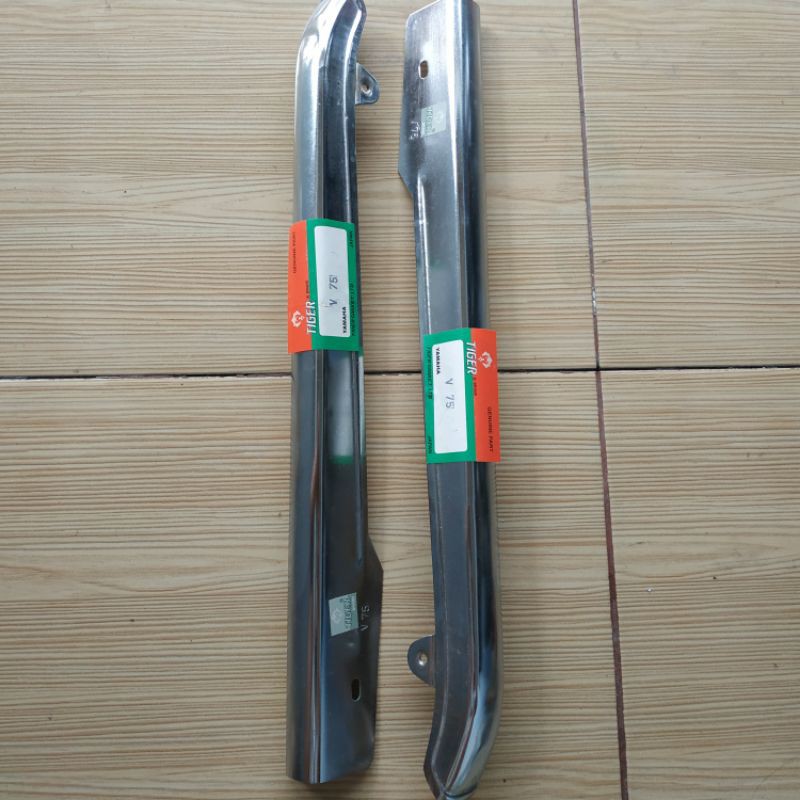tutup rantai Rante Yamaha v75 v80 v 75/80 ketengkas katengkas Yamaha v75 v80 NOS Japan