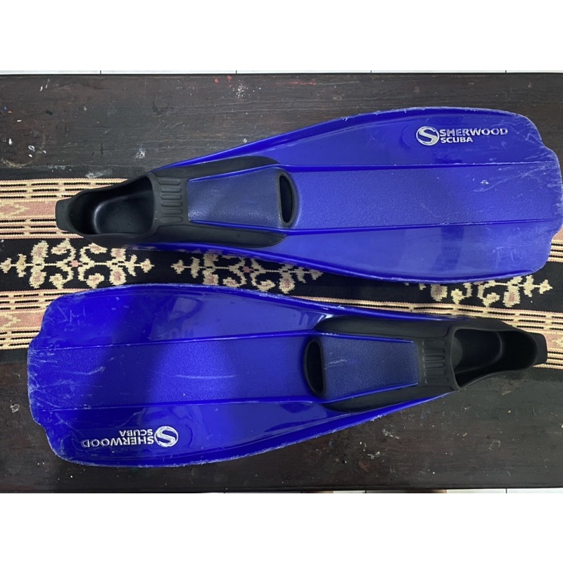Preloved - Full Foot Fins Sherwood Scuba Warna Biru Size 36 - 37