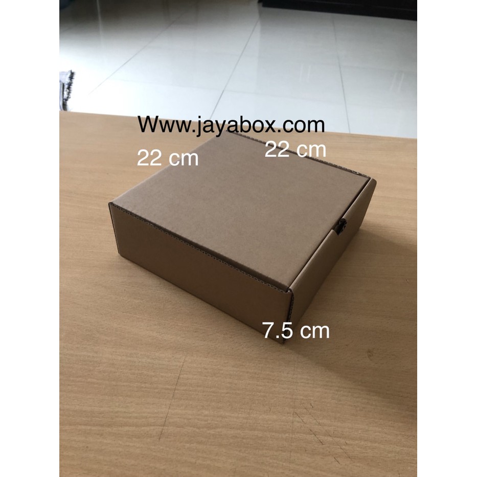 

Kardus box pizza kue 22x22x7 cm sudah ready ya kakak