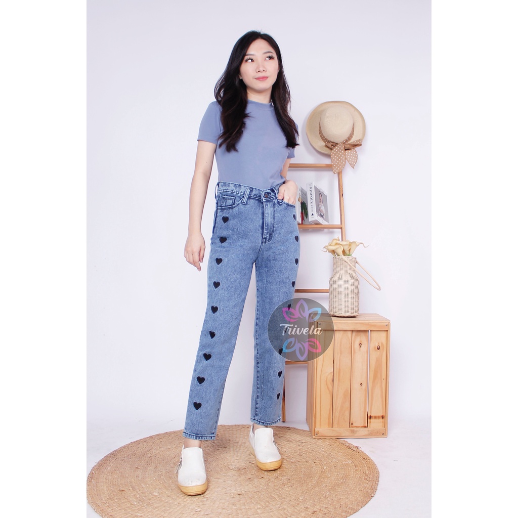 Celana Boyfriend Jeans Wanita Loose Jeans Bordir Love Avanti / Boyfriend Love