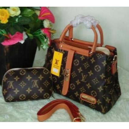 Laris TAS WANITA LV 3 RUANG PROMO