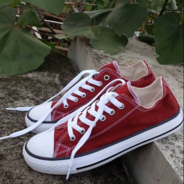 CONVERSE CLASIC BIG SIZE 44-45  - CONVERSE UKURAN BESAR - CONVERSE UKURAN JUMBO - SEPATU SEKOLAH