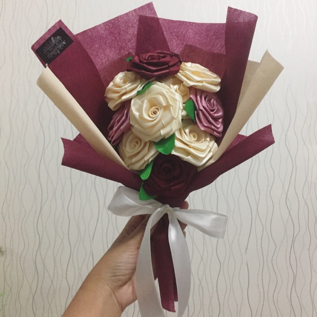 

Buket Bunga Pita Satin