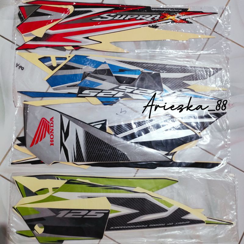 Striping Supra X 125 2012 | stiker lis bodi motor supra x 125