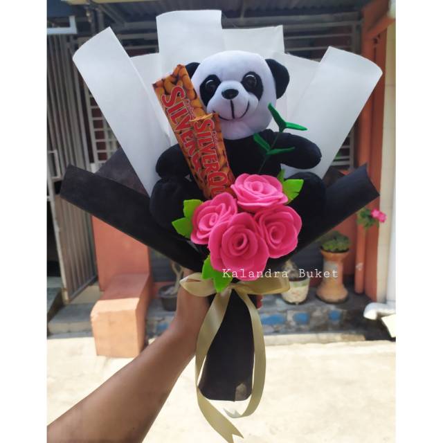 Buket boneka panda / buket coklat / kado spesial