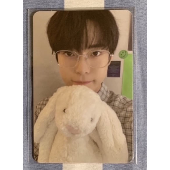 PC DOYOUNG BONEKA /STICKER