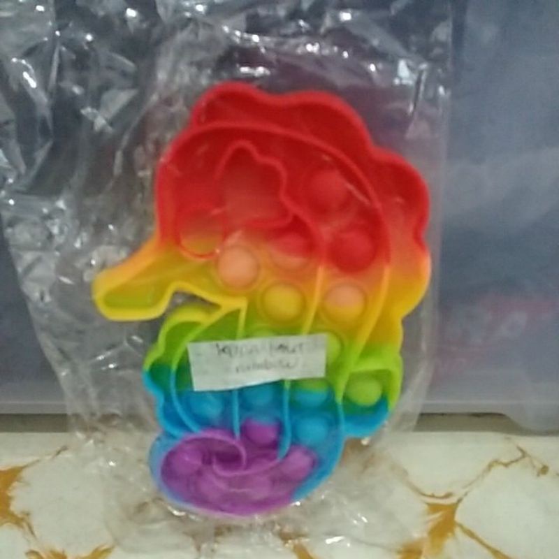 Pop It Rainbow Aneka Bentuk-Kuda Laut Rainbow