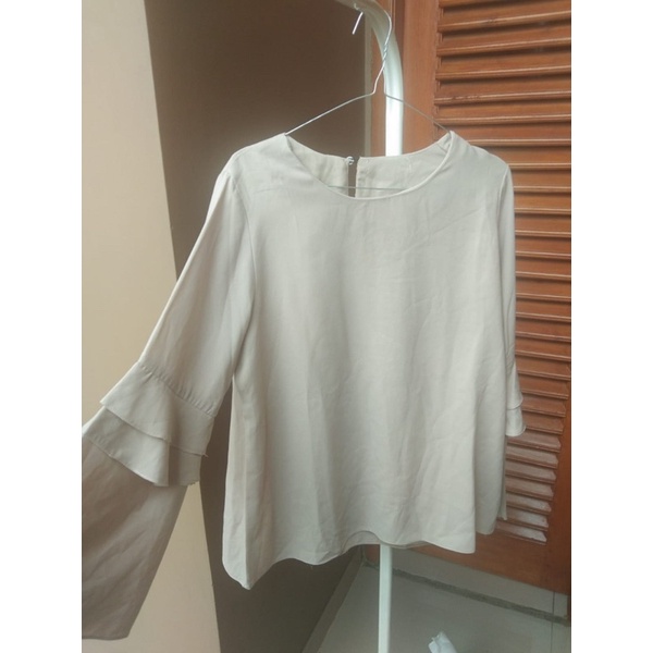 BLOUSE Nude/ brown Rice (PRELOVED) GRATIS ONGKIR