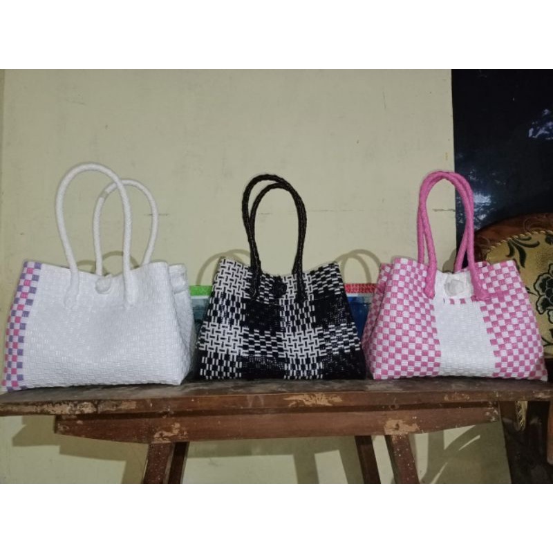 tas anyaman jali jali size m