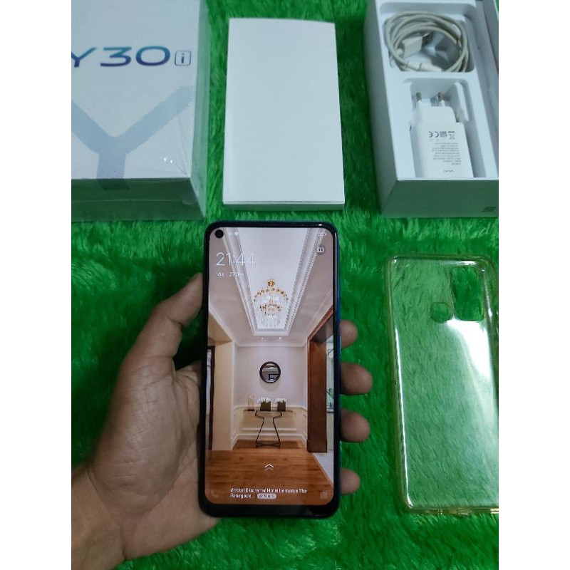 HANDPHONE HP SECOND BEKAS Vivo Y30i 4/64 FULLORI LIKE NEW