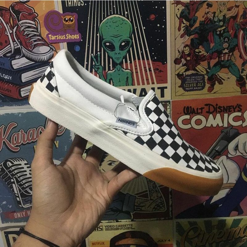 SLIP ON CATUR NOBRANDS