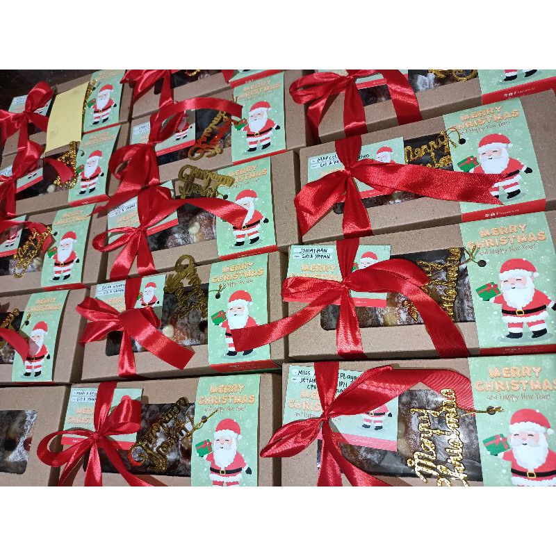 Christmas hampers gift natal donat bomboloni lembut 1 box isi 6 donat bomboloni