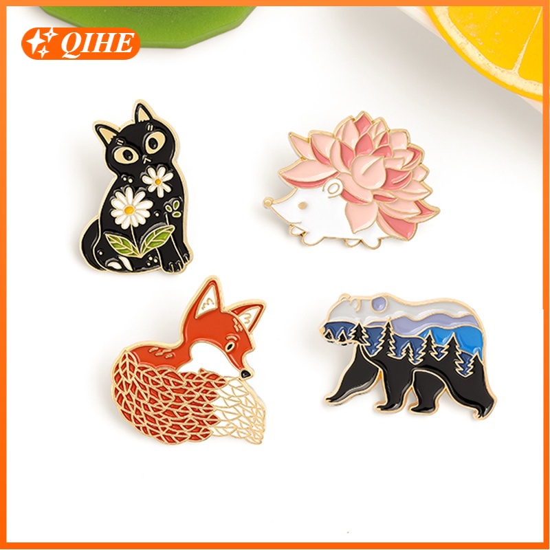 Bros Pin Enamel Bentuk Landak / Kucing / Rubah Untuk Hadiah Teman