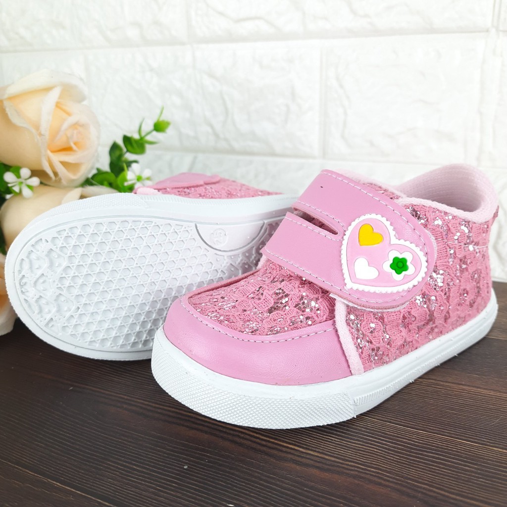 [TAMAN SEPATUKU] SEPATU TRENDY MURAH LUCU ANAK PEREMPUAN BAHAN BROKAT UNTUK 1-6 TAHUN CAX06