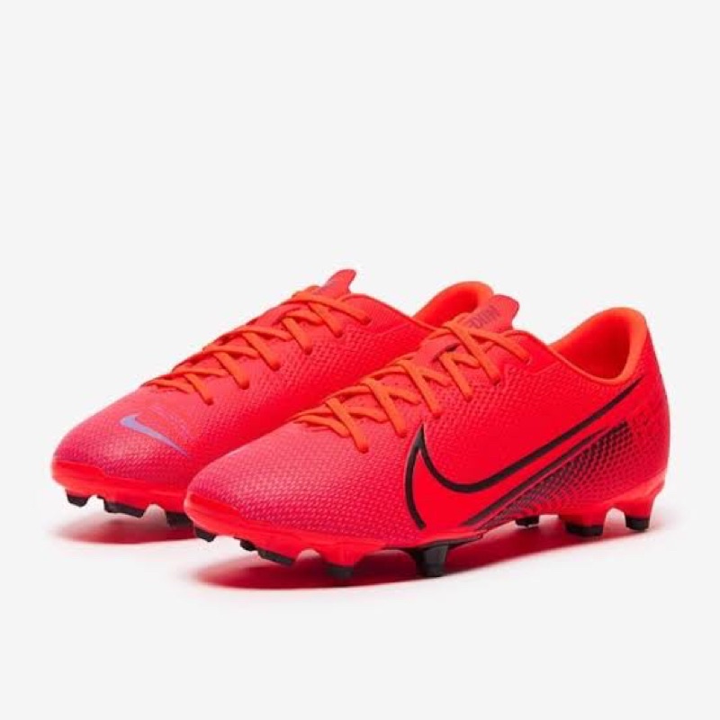 Sepatu Bola Anak [LIMITED EDITION] - Nike Football JR Mercurial Vapor 13 Academy FG/MG Total Chrimso