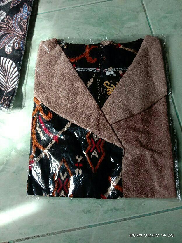 Atasan Batik Wanita Motif Kantoran Size M L Xl