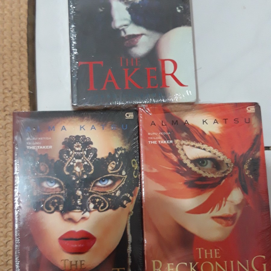 trilogi the taker - alma katsu