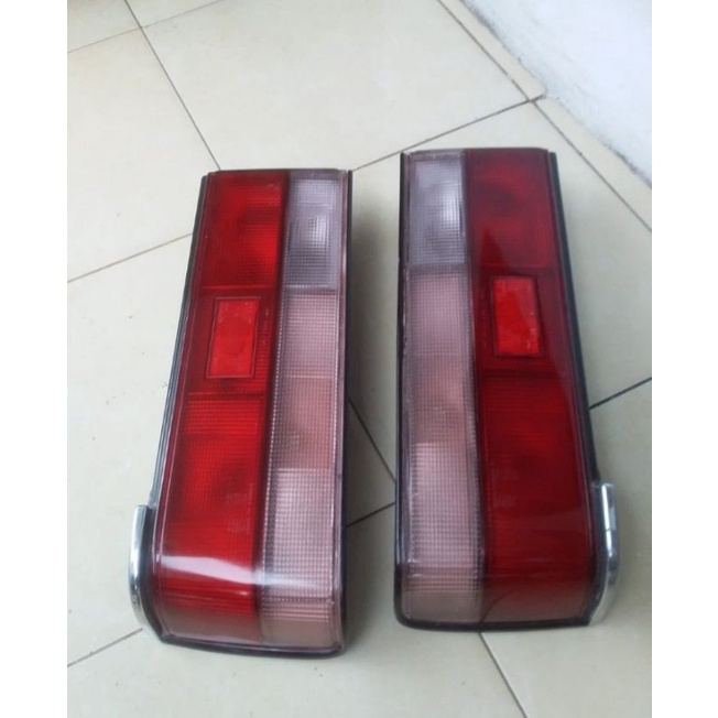 stoplamp mazda 323 89 bekas