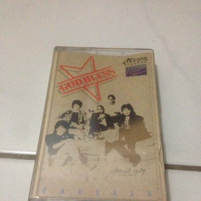 Kaset pita God Bless Raksasa Logiss Record