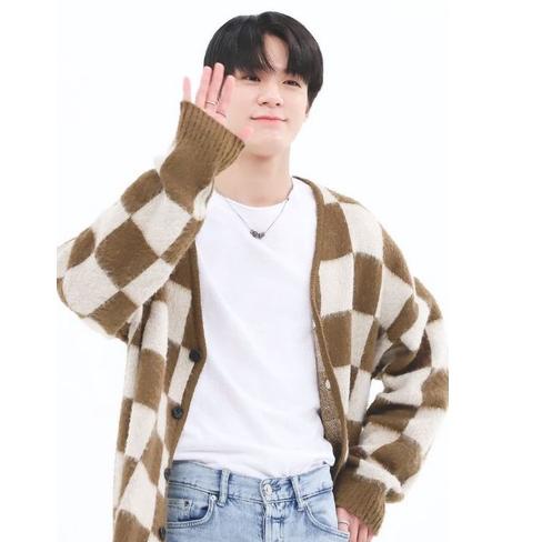 Harga Bersahabat [ FREE PHOTOCARD NCT ] CARDIGAN JENO NCT DREAM / NCT U - CARDIGAN KOREA from HARIRA