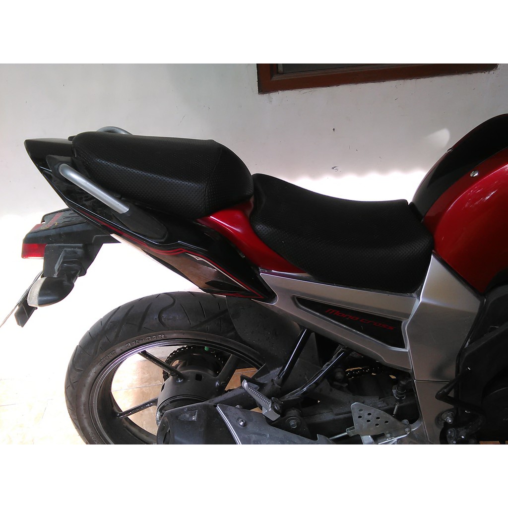 Jok Pisah untuk Motor Byson
