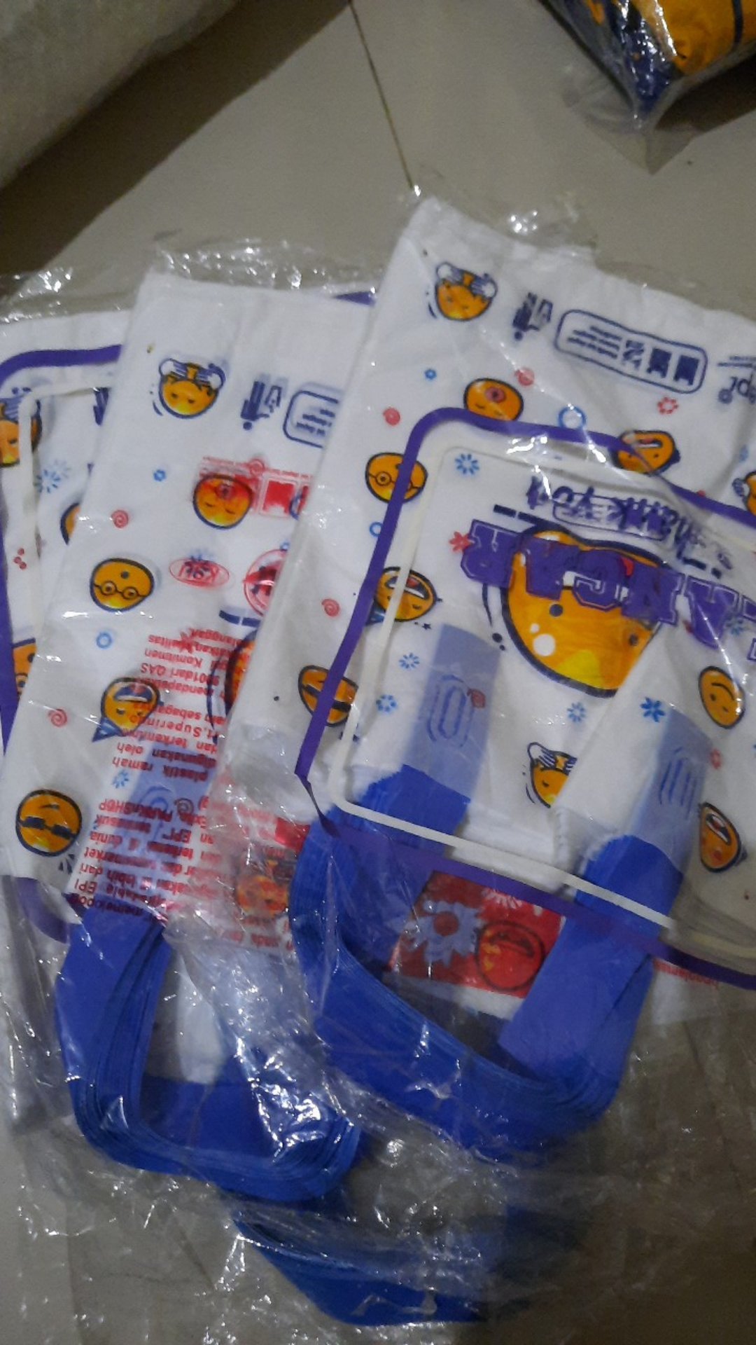 3 Pak (3 X 1 Pack) Kantong Plastik Smile Softhandle Ukuran 23