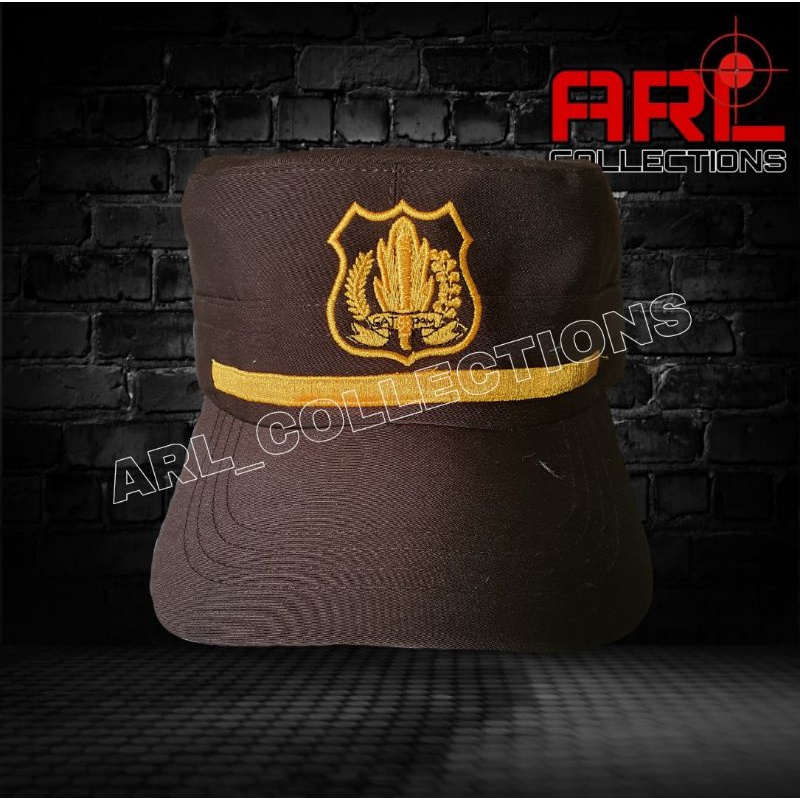 topi satpam security coklat terbaru/topi pet satpam lis kuning