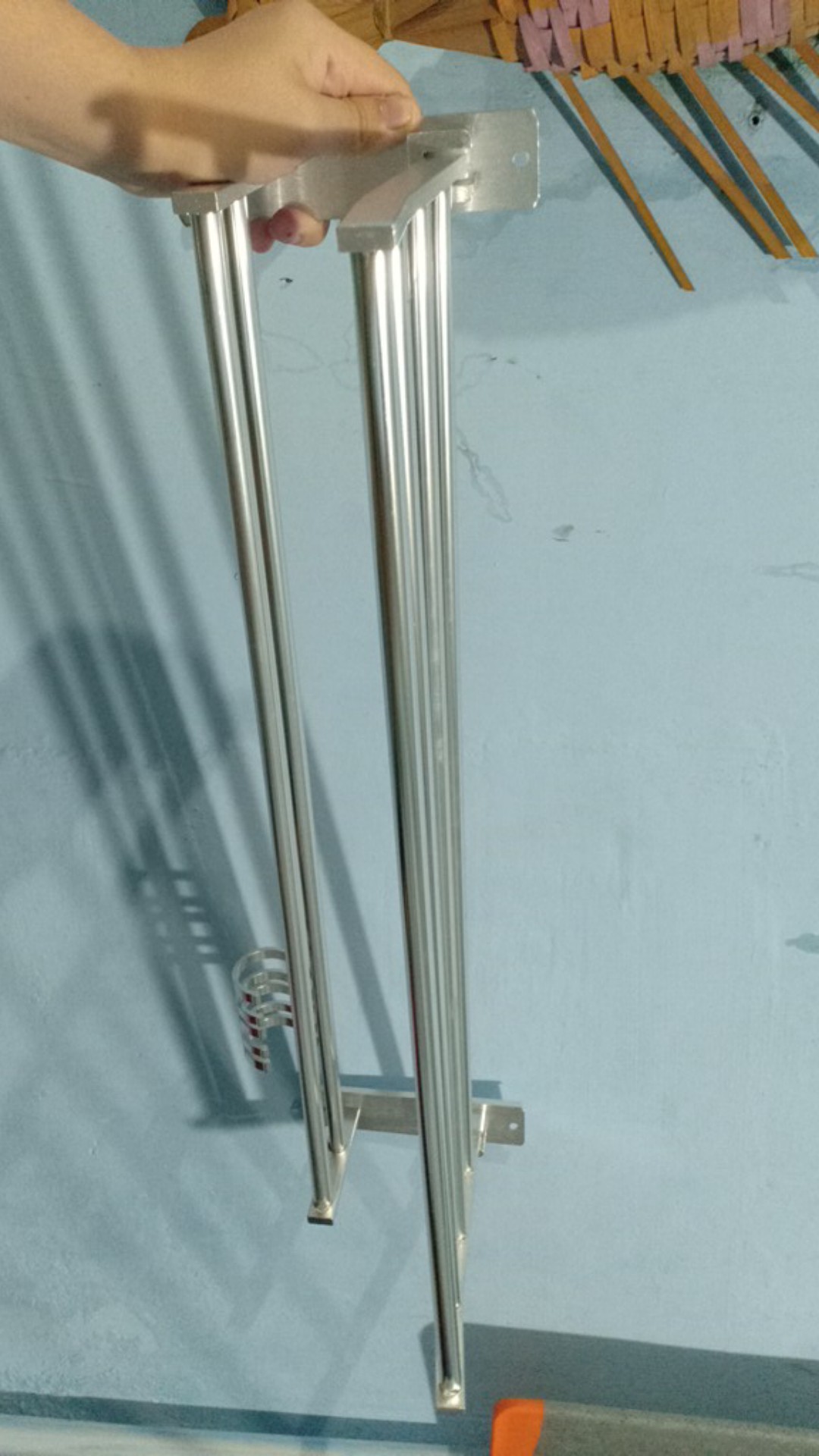 Shenar Rak Gantungan Handuk Aluminium Serbaguna