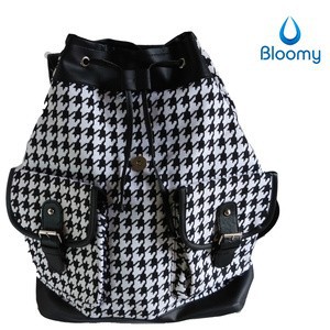 Bloomy Rucksack 02 - White Black Horn