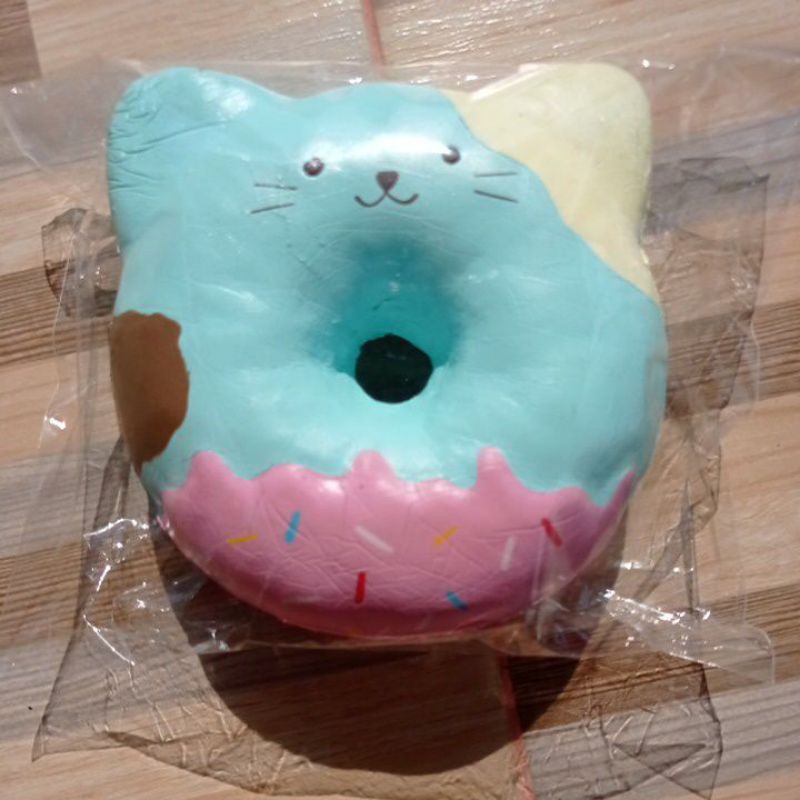punimaru animal donut karakter kucing biru
