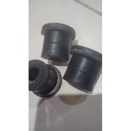 KARET PER DAUN  VIAR 150CC,200CC  SPAREPART MOTOR RODA TIGA  DLL  HARGA TERSEBUT DI ATAS PER PCS/PER BIJI