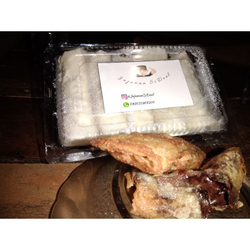 

PISANG COKLAT LUMERRR MENTAH 1PCS