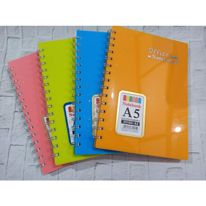 

Notebook Flourencent cover A5/ 80 Lembar/ Garis/25100-62