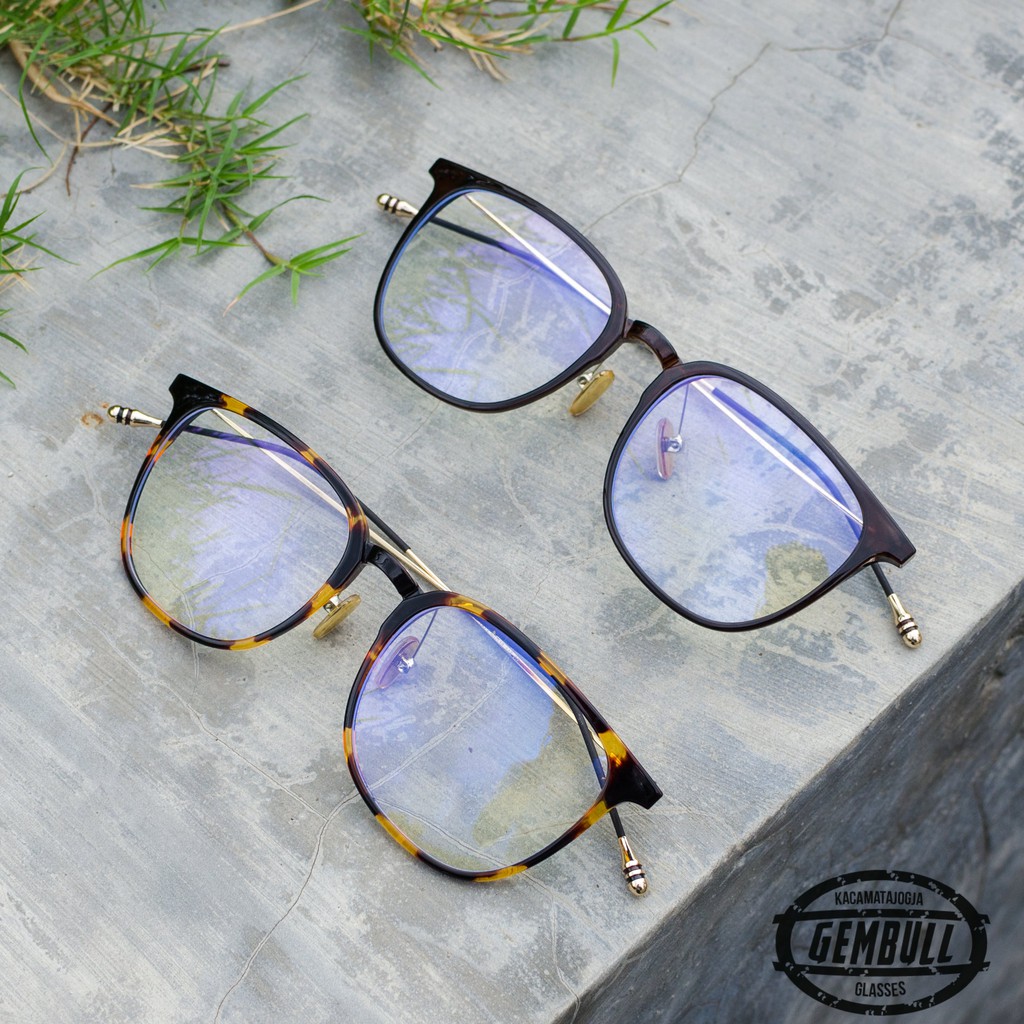 Frame Kacamata Tangkai Besi | Kacamata Minus Kotak - Dewayani 01