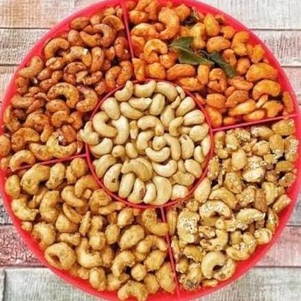 

Paket Kacang Mede 5 rasa/Mede Tray